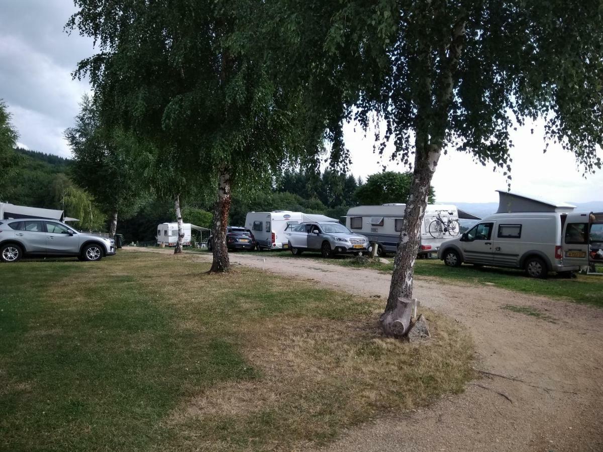 Camping Le Montbartoux Vollore-Ville Buitenkant foto